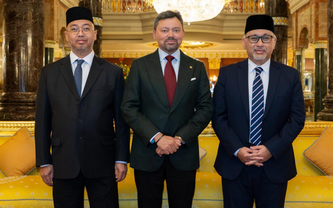 Crown Prince Receives Newly-Appointed Envoys